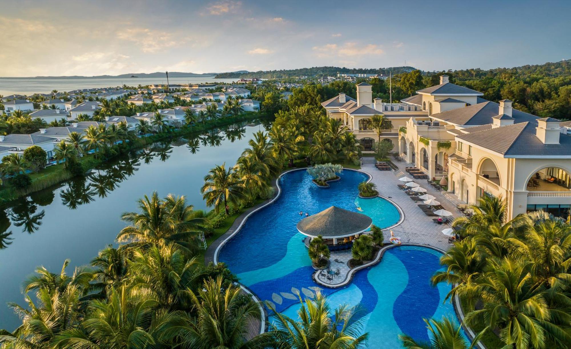 Vinpearl Wonderworld Phu Quoc Hotel Exterior photo Vinpearl Hotel Nha Trang